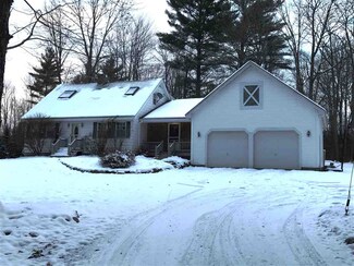 151 Old Partridge Lake Rd, Littleton, NH 03561