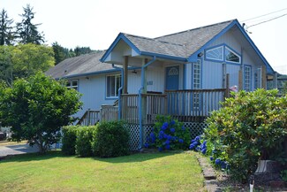 481 S 19th St, Reedsport, OR 97467