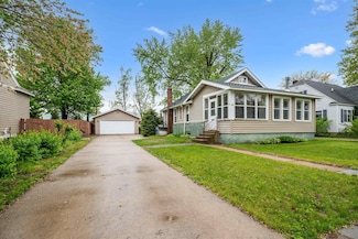478 Dewey St, Wisconsin Rapids, WI 54494