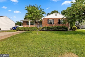 9207 Snyder Ln, Perry Hall, MD 21128