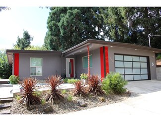 1510 6th St, West Linn, OR 97068
