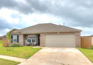 11704 NW 99th Terrace, Yukon, OK 73099