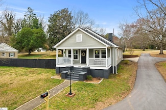 749 Pickens Dr, Liberty, SC 29657