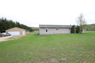 4155 Welsch Rd, Petoskey, MI 49770