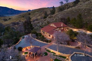 6823 Dove Ct, Lake Isabella, CA 93240