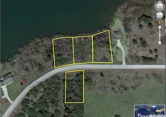 1361-1365 E Tri Lakes Dr, Horseshoe Bend, AR 72512