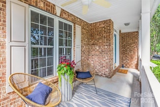 14426 Harvington Dr, Huntersville, NC 28078