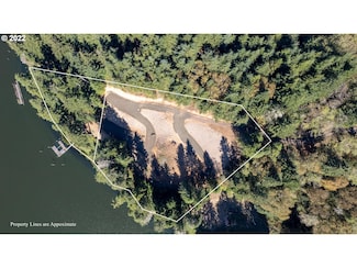71350 Sunny Cove Rd, Lakeside, OR 97449