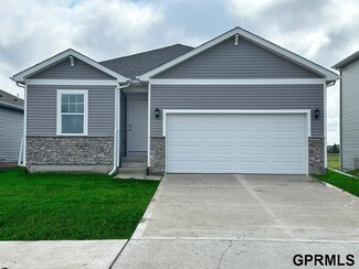12660 S 204th Ave, Gretna, NE 68028