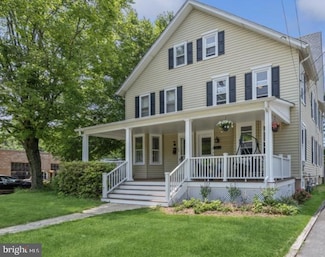 102 N Main St, Pennington, NJ 08534