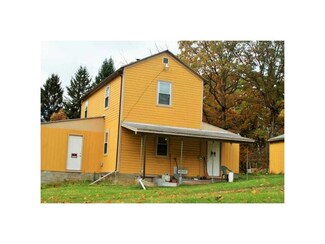 1042 Old Noblestown Rd, Oakdale, PA 15071