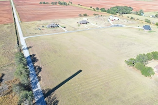 6 Northview Rd, Hillsdale, OK 73743