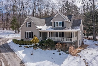 255 Mending Walls Rd, Manchester Center, VT 05255