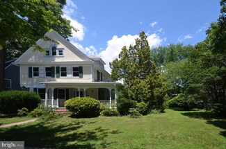 3713 Underwood St, Chevy Chase, MD 20815
