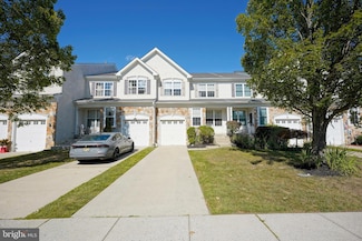 18 Weaver Dr, Marlton, NJ 08053