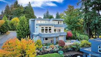 11121 NE 91st Ln, Kirkland, WA 98033
