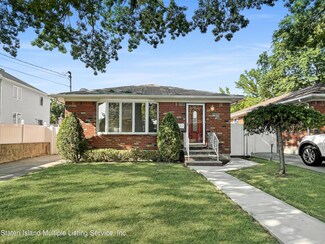36 Reno Ave, Staten Island, NY 10306