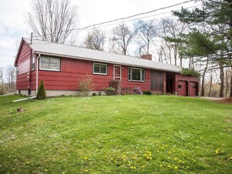 248 Hanscom Rd, Eliot, ME 03903