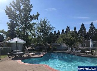 5355 River Rd N Unit 121, Keizer, OR 97303