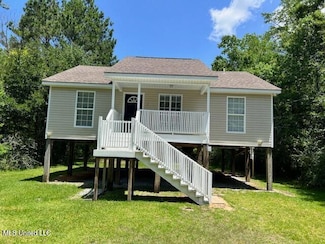 6038 W Adams St, Bay St. Louis, MS 39520