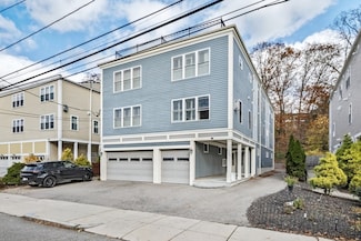 845 Lagrange St Unit 4, West Roxbury, MA 02132