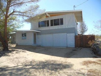 56992 Encantado Rd, Landers, CA 92285