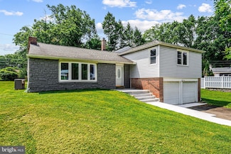 1369 Michael Rd, Jenkintown, PA 19046