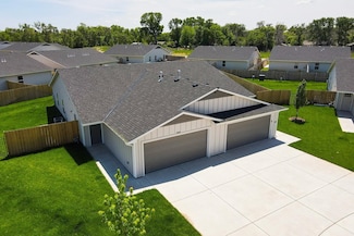 5048 & 5050 S Sycamore Ct, Wichita, KS 67217