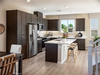 7176 Squall Dr, Riverside, CA 92503