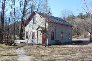 76 Worth Rd, Gansevoort, NY 12831