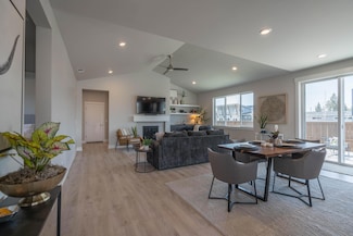 20867 SE Delta Dr, Bend, OR 97702