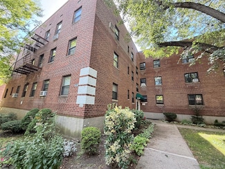 46-30 215th Place Unit 2A, Bayside, NY 11361