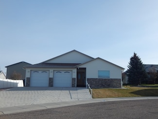 111 Sunset, American Falls, ID 83211