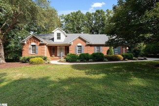 422 N Pond View Dr, Duncan, SC 29334