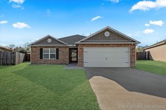 14154 S 298th East Ave, Coweta, OK 74429