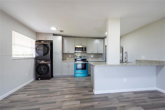 4111 Stirling Rd Unit 509, Davie, FL 33314