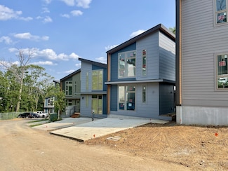 3026 Edwin Cir, Nashville, TN 37207