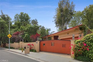 3951 Vanalden Ave, Tarzana, CA 91356
