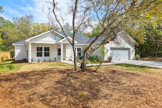 335 J Hunter's Way S, Freeport, FL 32439