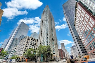 345 N Lasalle Blvd Unit 3904, Chicago, IL 60654