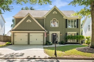 11095 Crabapple Lake Dr, Roswell, GA 30076