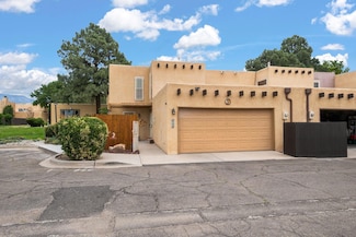 14 Plaza Olas Altos NE, Albuquerque, NM 87109