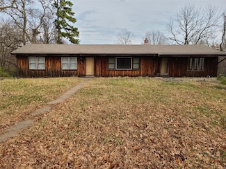 13024 Lakeridge Dr, Saint Louis, MO 63138