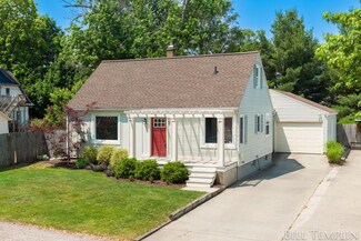 219 Sidney Ct, Spring Lake, MI 49456
