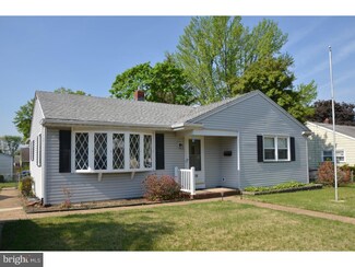 324 E 3rd St, Florence, NJ 08518