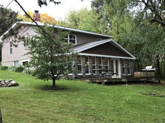 32227 Nob Hill Dr, Avon, MN 56310