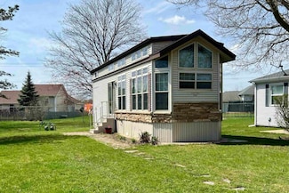 409 Spruce Dr, Belvidere, IL 61008