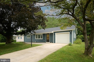 947 Tressler St, Boalsburg, PA 16827