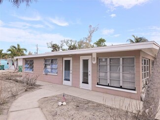 1205 Gulf Blvd, Englewood, FL 34223