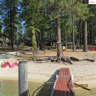 174 S Rosalia Bay Rd, Coolin, ID 83821